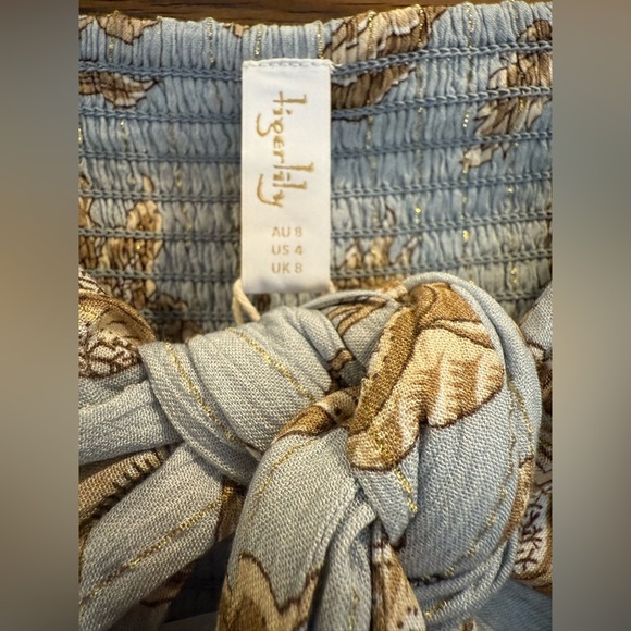 $150 Tigerlily Amir’s Kerri Tie Top Blue and Gold Floral NWT - Picture 8 of 8